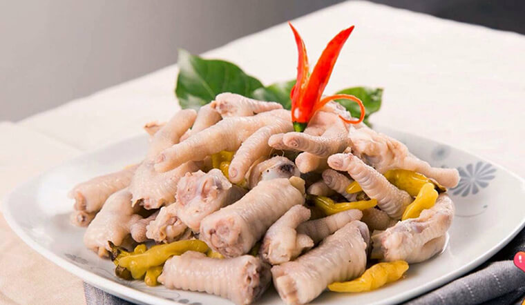 2 cách làm món chân gà muối thơm ngon, giòn rụm ai cũng mê