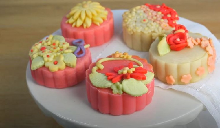 Cách làm bánh trung thu hoa nổi 3D vừa ngon vừa đẹp cực ấn tượng