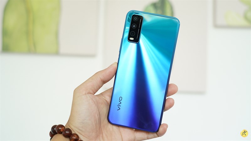 Có 4 triệu thì nên mua điện thoại gì 2021? Tham khảo ngay top 5 điện thoại màn hình lớn, pin trâu, hiệu năng ổn hot nhất tại TGDD