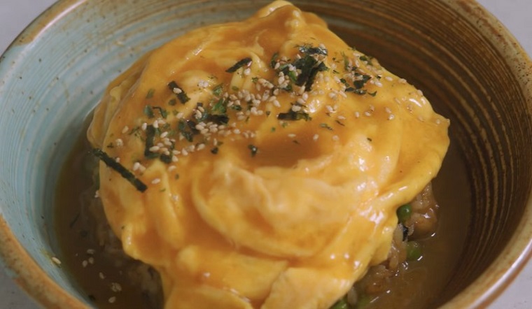 Cách làm món cơm chiên trứng kiểu Nhật - Omurice thơm ngon, đẹp mắt tại nhà