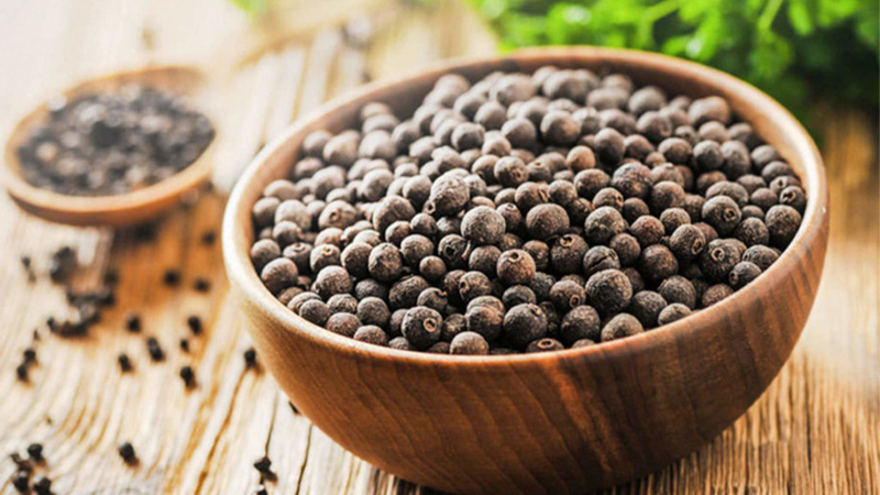 Giá tiêu thế giới không đổi so với phiên hôm trước