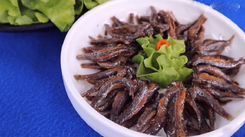 Pocket how to make anchovies braised with pepper, delicious and extremely ‘waste of rice’