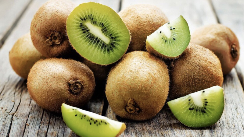 Quả kiwi chứa vitamin E