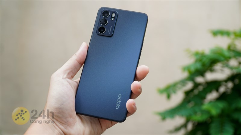OPPO Reno6 5G OPPO Reno6 5G