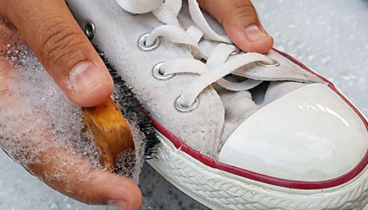 Use conditioner to polish shoes