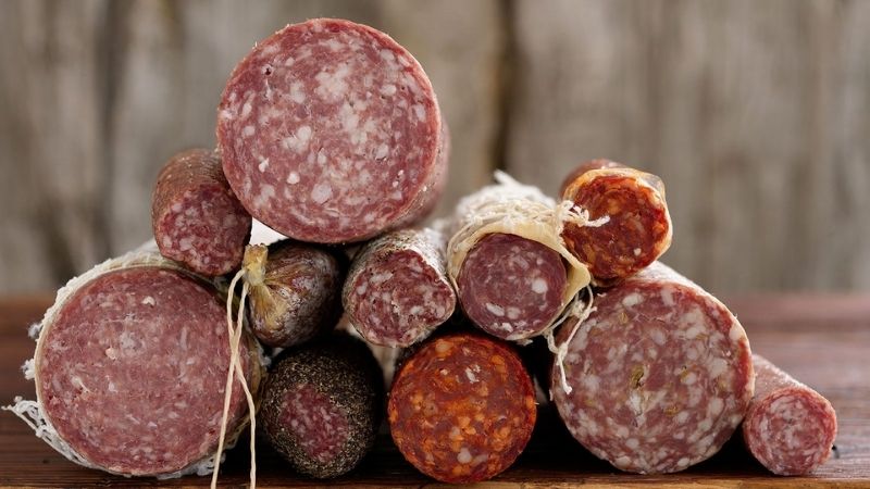 Salami có nguồn gốc từ miền Nam châu Âu và nổi tiếng khắp thế giới