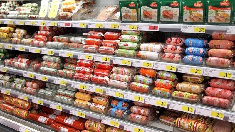 Salami được bán nhiều tại các siêu thị lớn khắp cả nước
