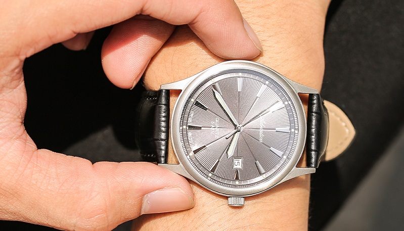 TOP 5 đồng hồ thời trang đến từ Thụy Sĩ bán chạy tại Thế Giới Di Động