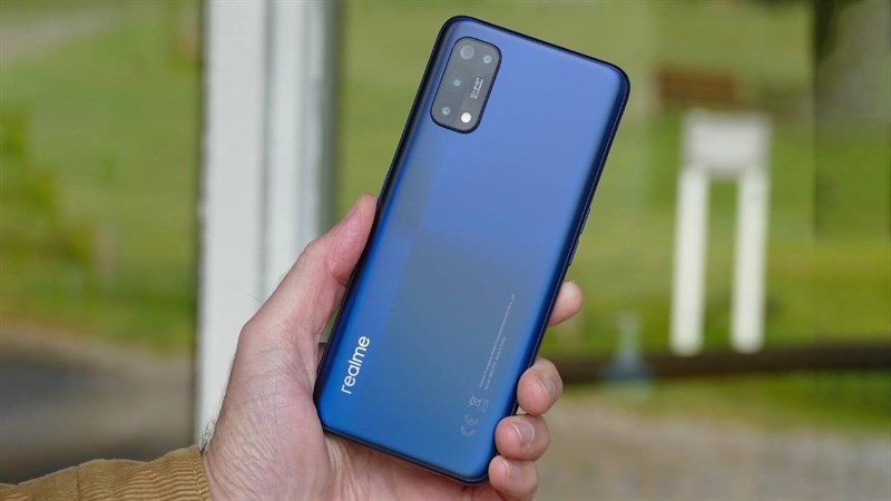 Thiết kế của chiếc điện thoại Realme 5G bí ẩn được hé lộ: Dùng màn hình giọt nước, camera kép mặt lưng Thiết kế của chiếc điện thoại Realme 5G bí ẩn được hé lộ: Dùng màn hình giọt nước, camera kép mặt lưng