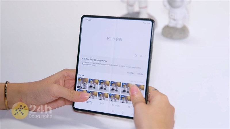 Galaxy Z Fold3 5G cũng được Samsung tối ưu về phần mềm, đặc biệt là các ứng dụng hệ thống.