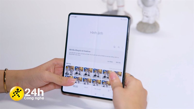  Galaxy Z Fold3 5G cũng được Samsung tối ưu về phần mềm, đặc biệt là các ứng dụng hệ thống.
