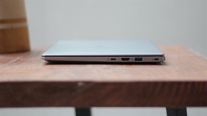 TOP 4 laptop có thiết kế mỏng nhẹ, hiệu năng cao dành cho người làm sáng tạo, được nhiều sự yêu thích tại Thế Giới Di Động TOP 4 laptop có thiết kế mỏng nhẹ, hiệu năng cao dành cho người làm sáng tạo, được nhiều sự yêu thích tại Thế Giới Di Động