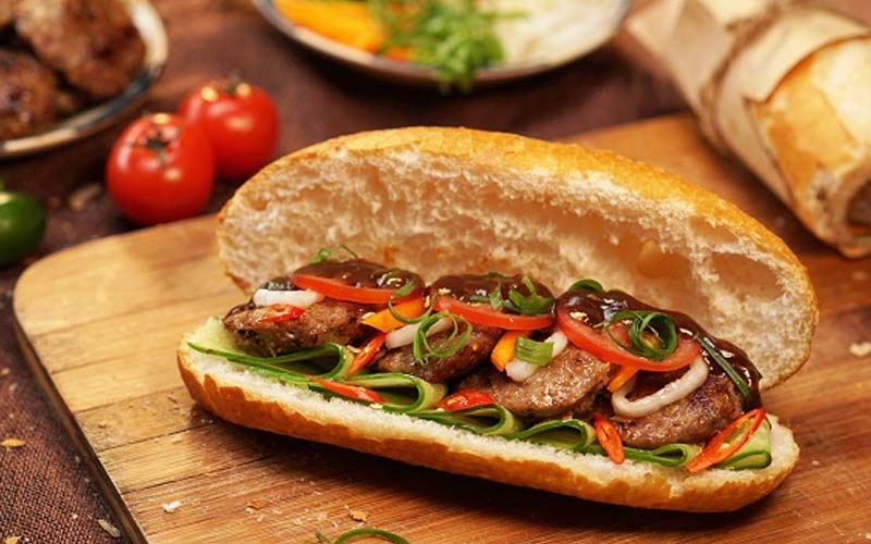 Bánh mì thịt nướng