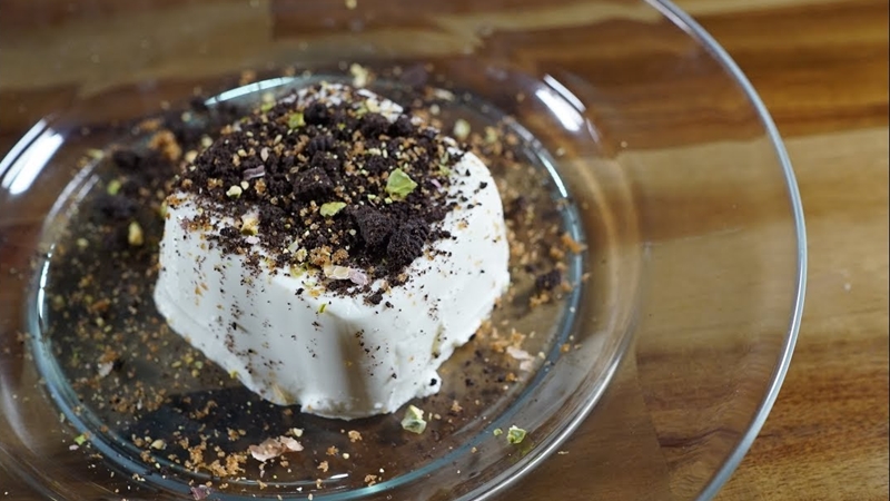 Thành phẩm món panna cotta sữa dừa thơm béo