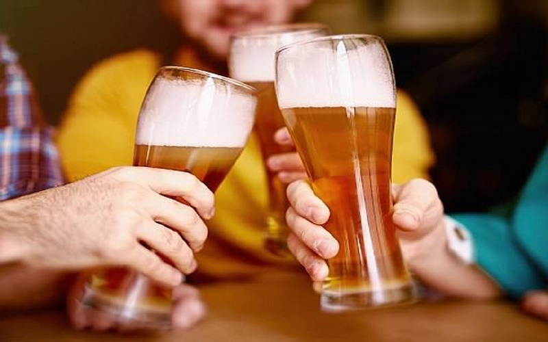 Ethanol là nguyên nhân gây say khi uống rượu, bia
