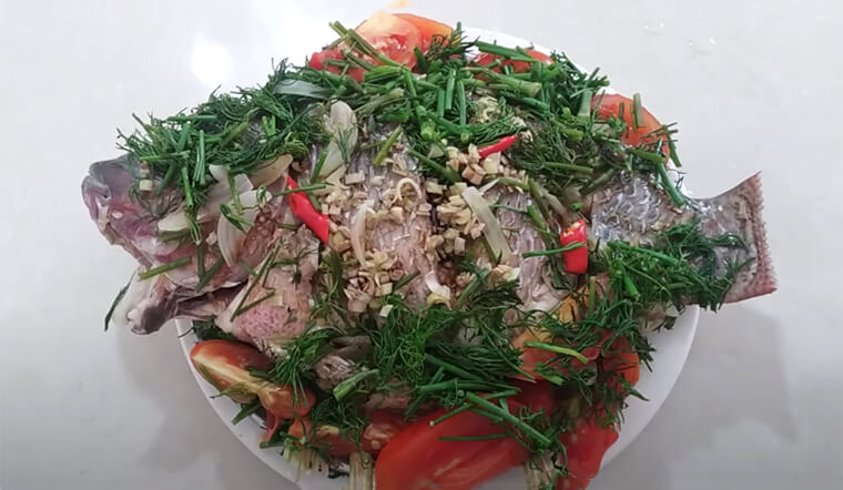 Cách làm cá rô phi hấp sả ngọt thịt thơm ngon, đậm đà