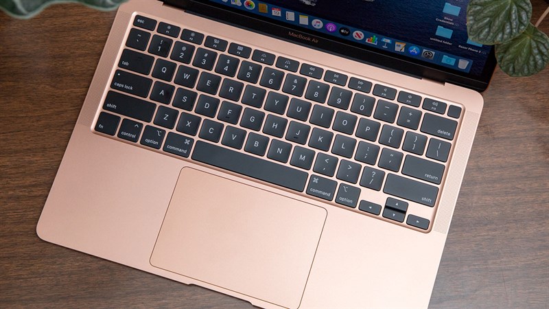 Bàn phím MacBook trong tương lai sẽ 'biến hóa khôn lường', vì sao thế? Bàn phím MacBook trong tương lai sẽ 'biến hóa khôn lường', vì sao thế?
