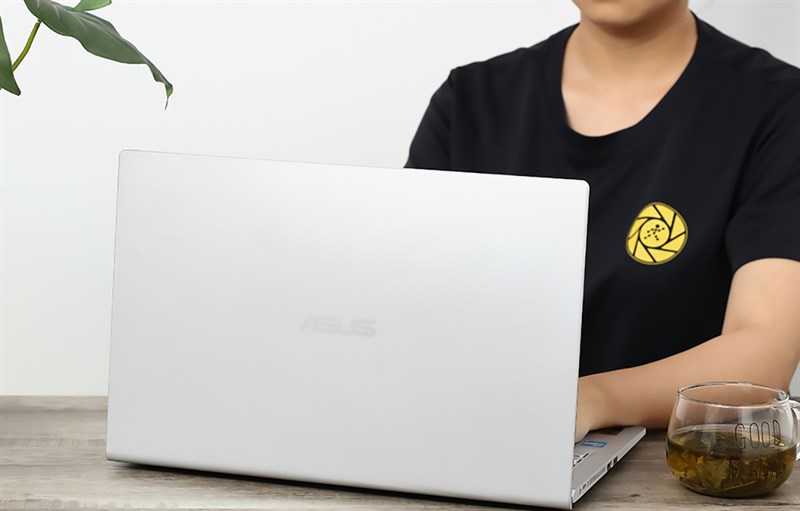 15 triệu nên mua laptop nào - Asus VivoBook X515EA i3 (BQ1415W)