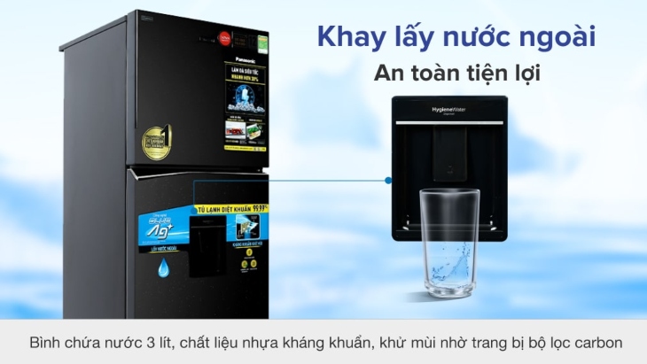 Khay lấy nước bên ngoài tủ lạnh giúp dễ dàng lấy nước mà không cần mở cửa tủ 