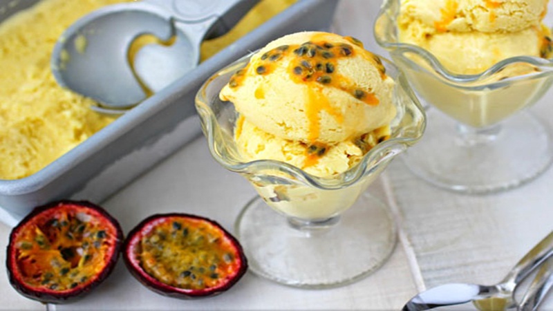 How to make delicious passion fruit mango ice cream with many vitamins to dispel the heat