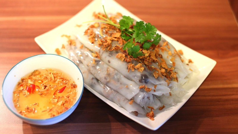 Bánh cuốn từ cơm nguội