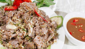 Cách làm bê tái chanh thơm ngon khó tả cho thực đơn gia đình