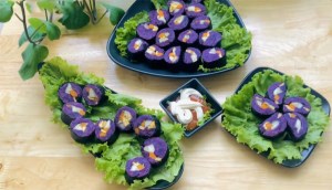 Cách làm kimbap khoai lang tím chay ngon, đủ chất cho ngày rằm thêm hương vị