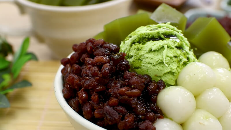How to make ice cold green tea and red bean jam with Japanese taste, it’s addicting