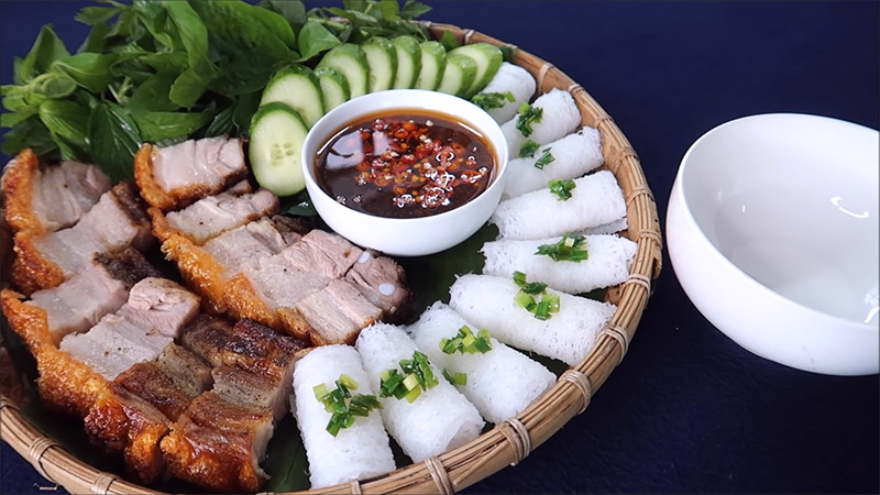 Heo quay giòn bì thơm ngon khó cưỡng