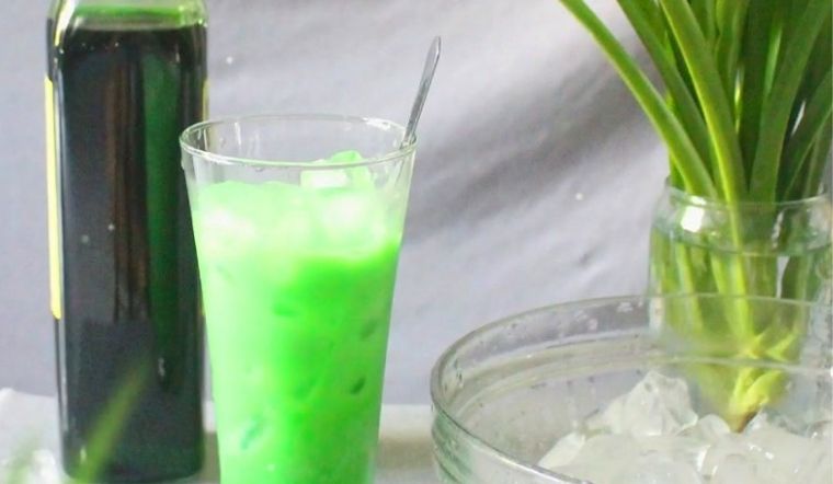 Learn how to make delicious, simple milk pineapple ginseng at home