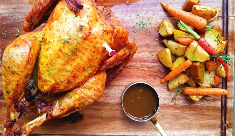 Cách làm món gà tây nướng bỏ lò thơm ngon, đậm vị