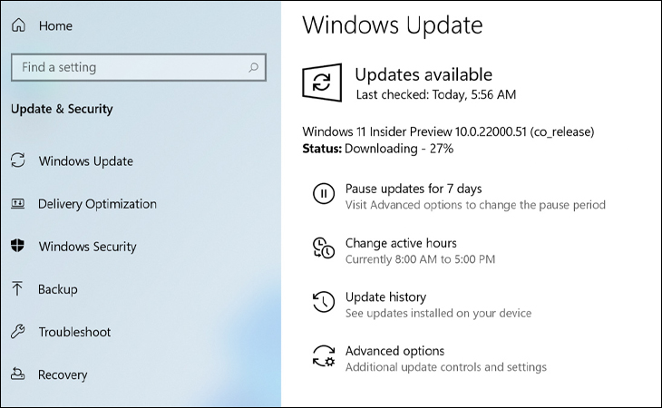 Khởi động lại máy tính để áp dụng những thay đổi, sau đó vào lại Windows Update, chọn Check for Update