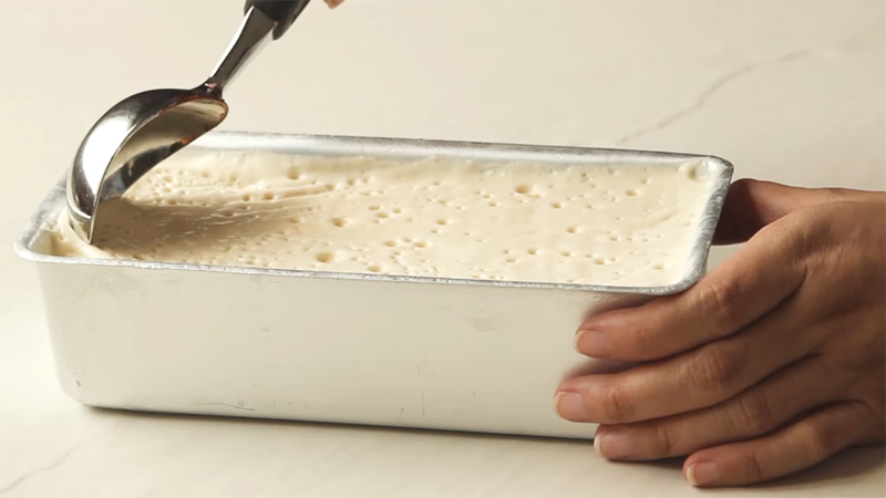 Cách làm kem phô mai cheese ice cream mềm mịn béo ngậy, không dăm đá
