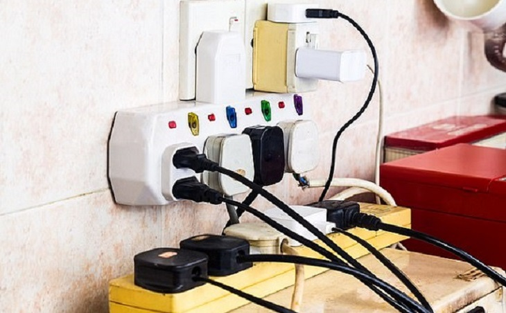 Dòng rò là gì? Cách kiểm tra và khắc phục dòng điện bị rò rỉ tại nhà > Thiết bị điện bạn đang sử dụng đã quá cũ