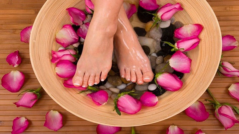 Use as a foot soak