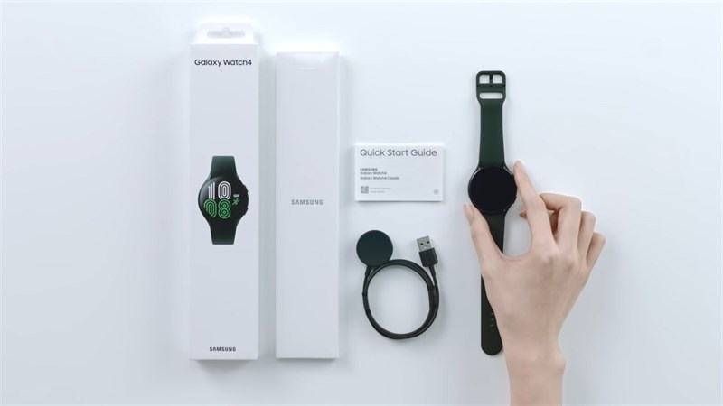 Trên tay đánh giá Galaxy Watch 4: Thiết kế đẹp, nhiều tính năng hay