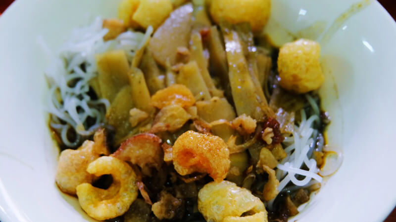 How to make delicious Gia Lai rotten crab noodles