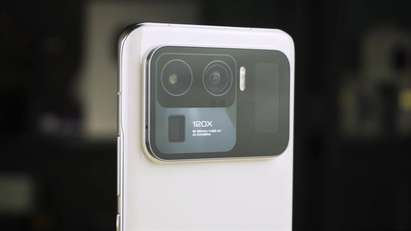 Xiaomi 12 sẽ đi kèm với bộ 3 camera đều có độ phân giải 50MP, ống kính tiềm vọng hỗ trợ zoom quang 5x Xiaomi 12 sẽ đi kèm với bộ 3 camera đều có độ phân giải 50MP, ống kính tiềm vọng hỗ trợ zoom quang 5x