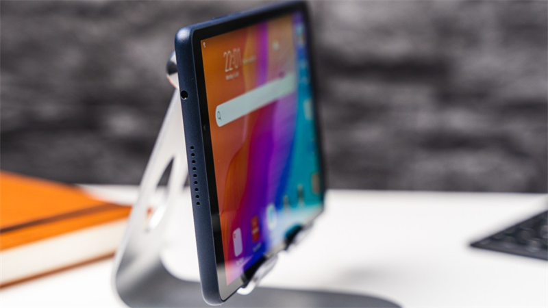 Thiết kế mỏng nhẹ của Huawei MatePad T8