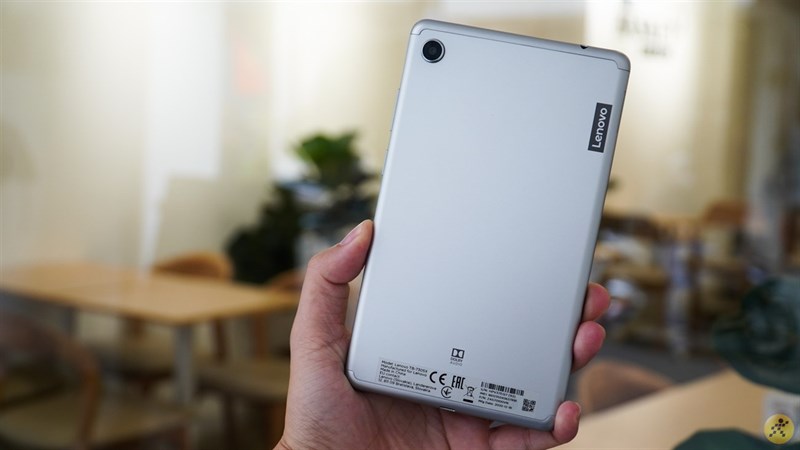 Lenovo Tab M7