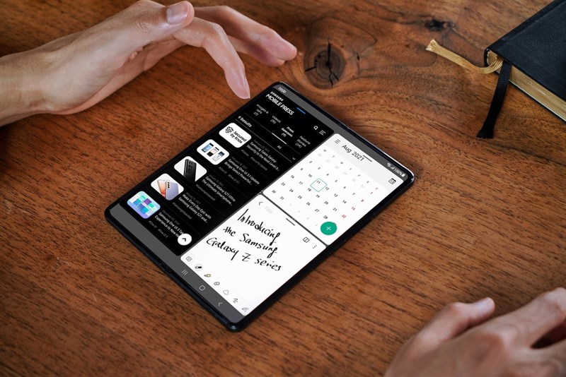 Galaxy Z Fold3 và Z Flip3