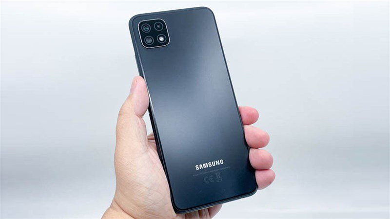 Galaxy A13 5G giá:
Những ai đang tìm kiếm một chiếc điện thoại thông minh nhưng vẫn phải tiết kiệm chi phí thì Galaxy A13 5G chính là lựa chọn tuyệt vời cho bạn! Với mức giá hợp lý và tính năng 5G độc đáo sẽ khiến cho chiếc điện thoại này trở thành một sản phẩm được săn đón trong thời gian tới.