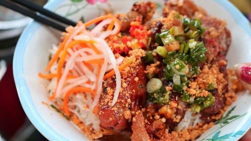 Bún thịt nướng