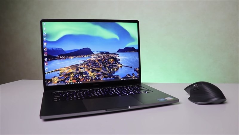 Có thể nói Xiaomi Mi Notebook Pro 2021 thực sự là một trong những mẫu laptop đáng mua nhất với giá từ 17.6 triệu. Nguồn: Tech Singh.