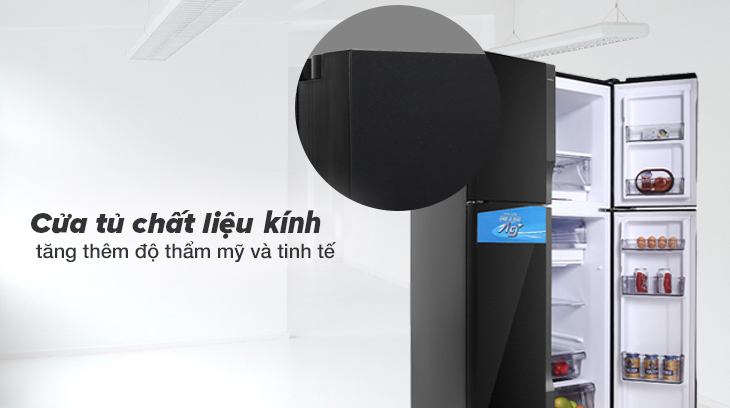 Cửa tủ được thiết kế dạng gương không viền và liền khối, tinh tế, thanh lịch