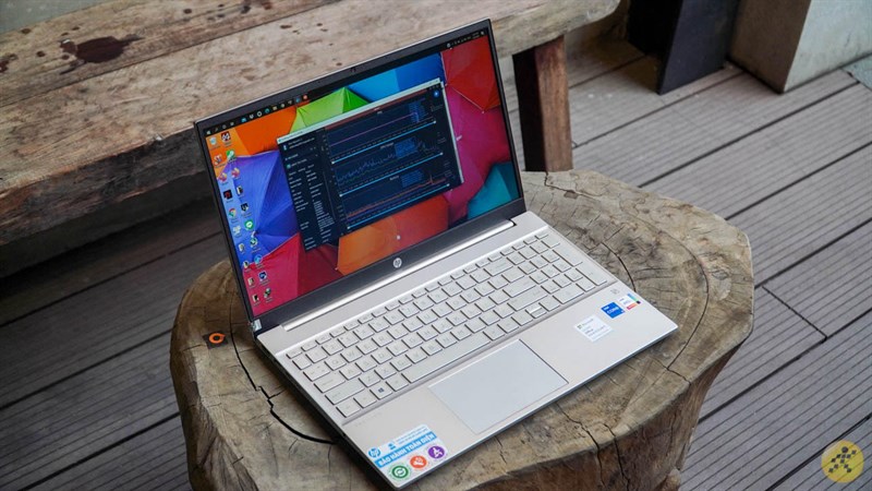 Top 5 laptop xách tay mùa tựu trường giá rẻ tại Thế Giới Di Động