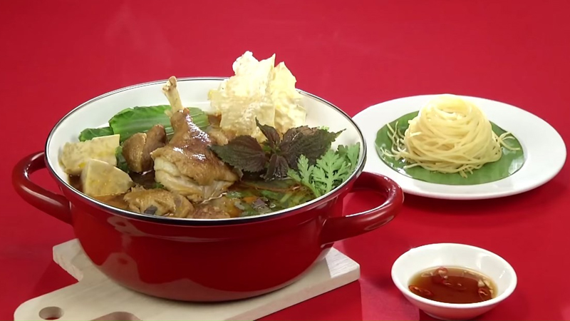 Instructions on how to make delicious and delicious perilla duck hotpot at home