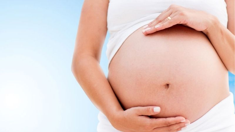 Multivitamin giúp cung cấp vitamin và khoáng chất tốt cho thai kỳ