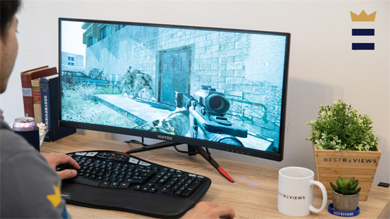 Vấn đề biến dạng hoặc bị mờ được giảm thiểu trên màn hình cong