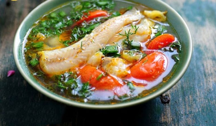 3 cách làm canh cá khoai nấu chua, nấu thì là, nấu ngót ngon